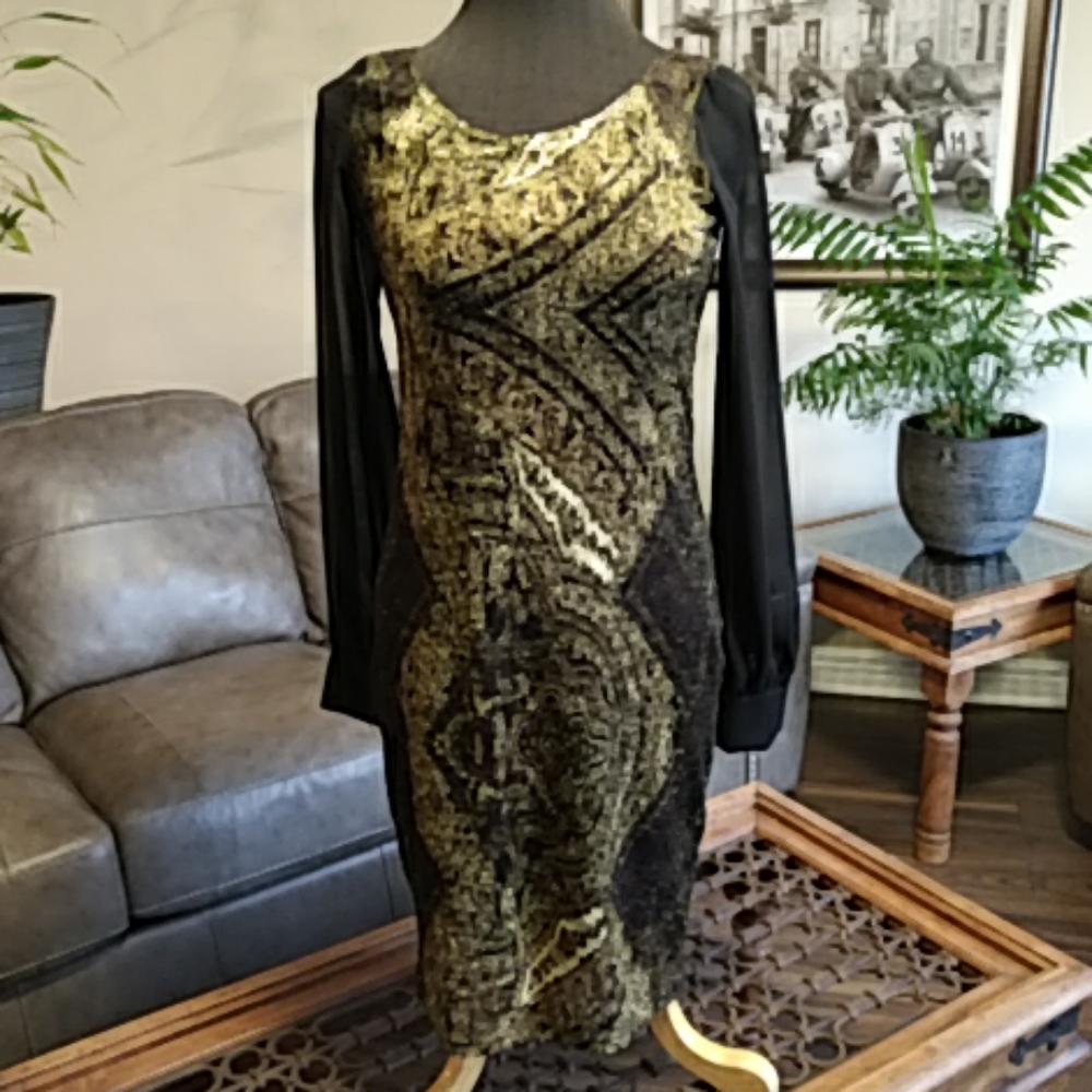 Cartise evening dress size 6.blk/gld/wht